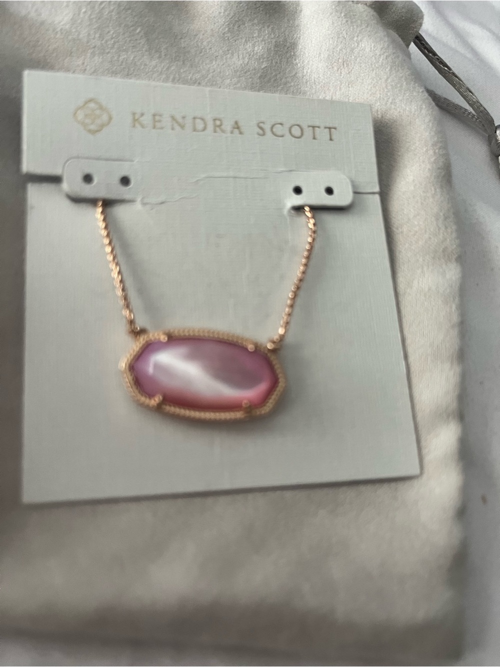Kendra Scott rose gold/pink adjustable necklace like new - Picture 2 of 4